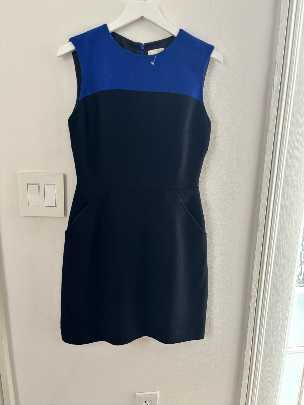 Shoshanna Royal Blue and Black Colorblock Mini Sheath Dress